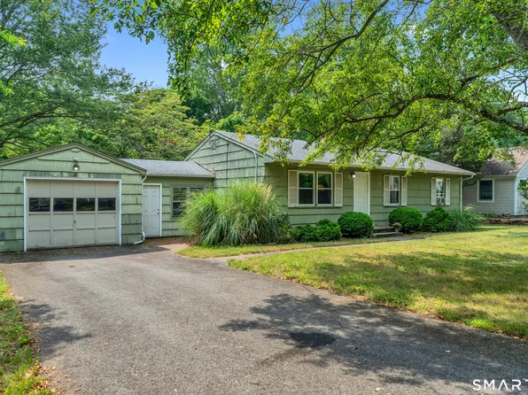 35 Windy Hill Road, Westbrook, CT 06498