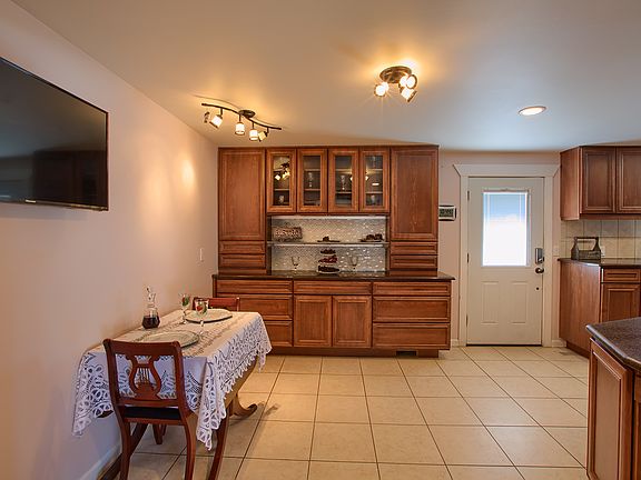 4th image of 714 140th St S