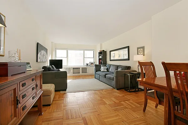 Sold by Corcoran | media 6