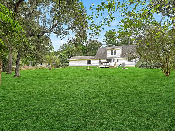 4th image of 100 Oak Hollow Blvd
