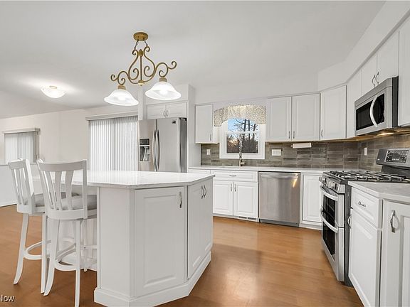 5th image of 10116 Luman Ln