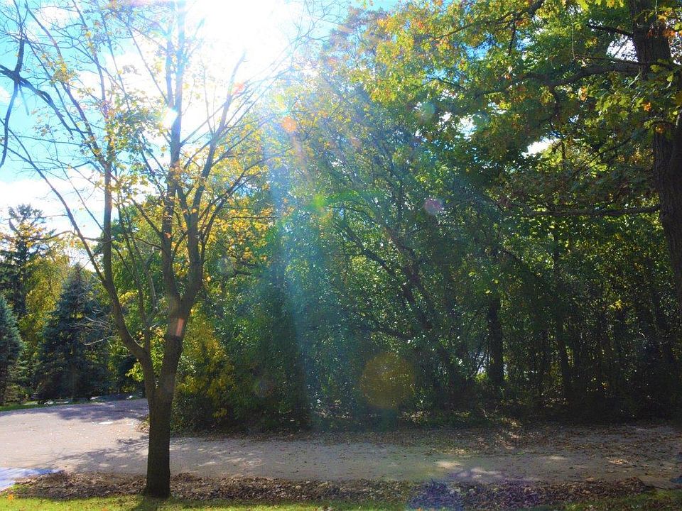 1st image of 600 Highland Dr
