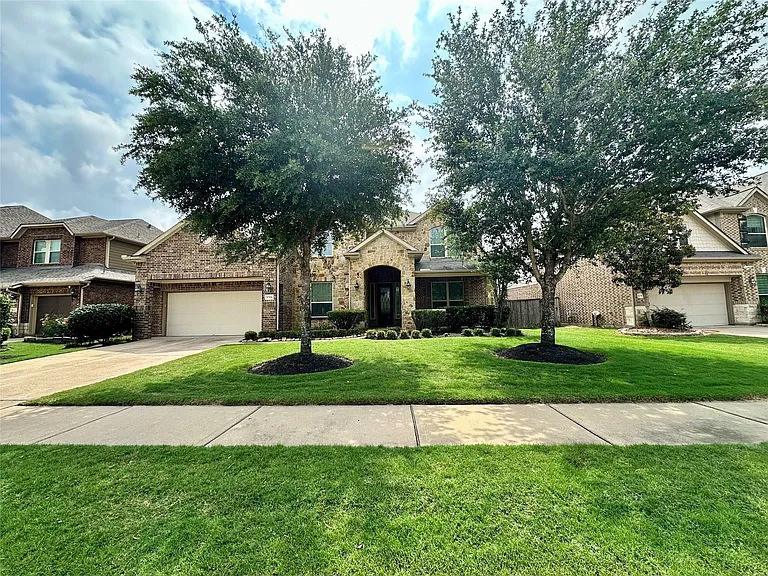 10314 Hatcher Dr — Photo 3
