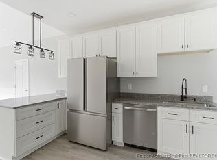 90 Miry Creek Ln, Clinton, NC 28328