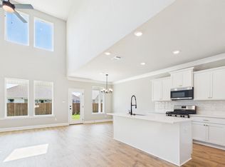 108 Belle Lake Dr, Lafayette, LA 70506