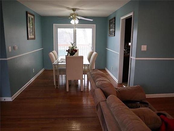 4th image of 4834 Catherine Ave