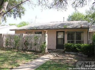6614 Spring Lark St, San Antonio, TX 78249