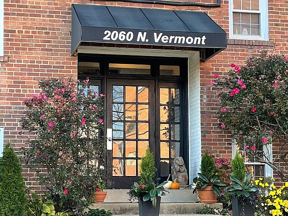 4th image of 2060 N Vermont St APT 2