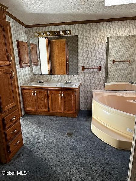 2nd image of 1114 North Road