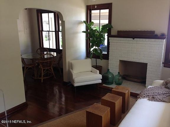 Living Room-2