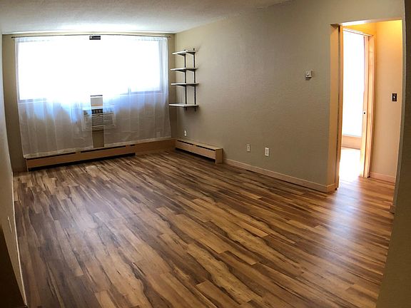 4th image of 2532 1st Ave S