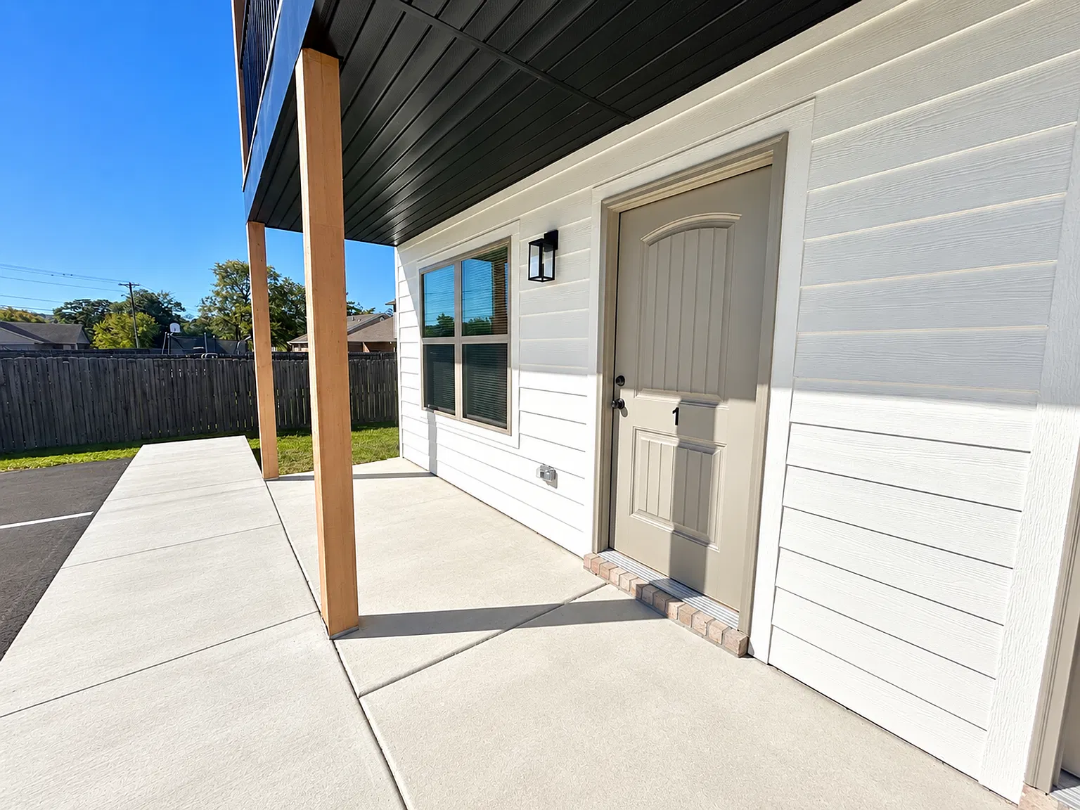 2602 N Center Street — Photo 2