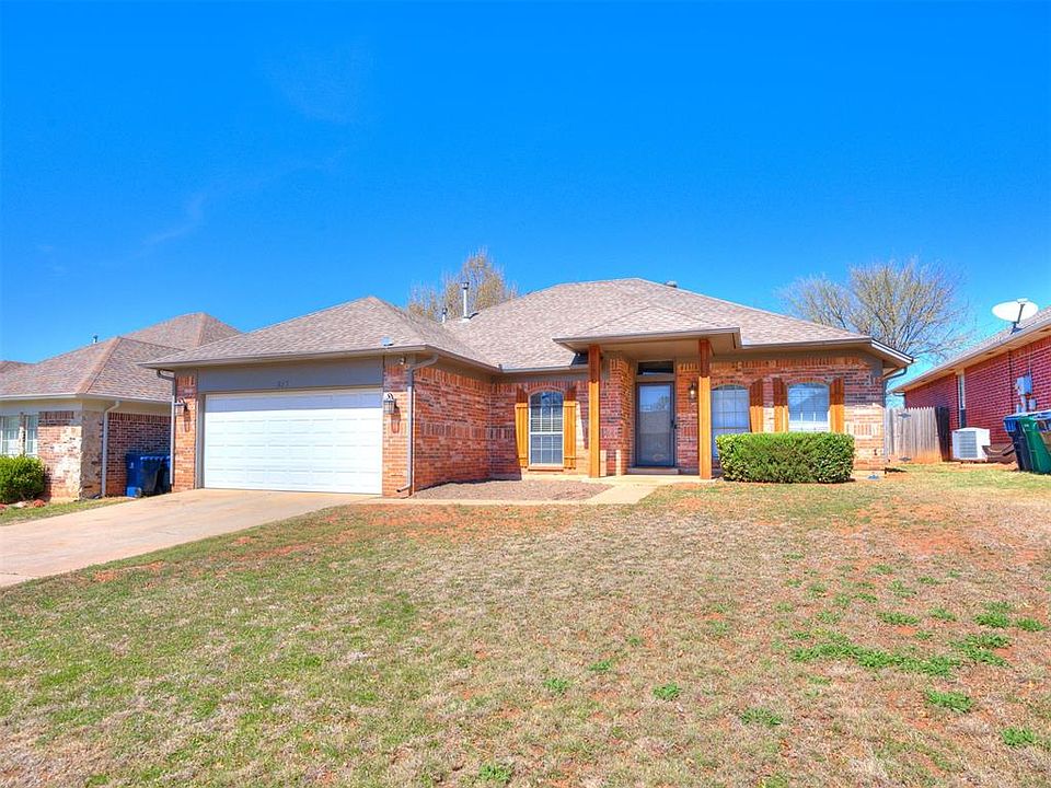 1st image of 513 NW 172nd Pl