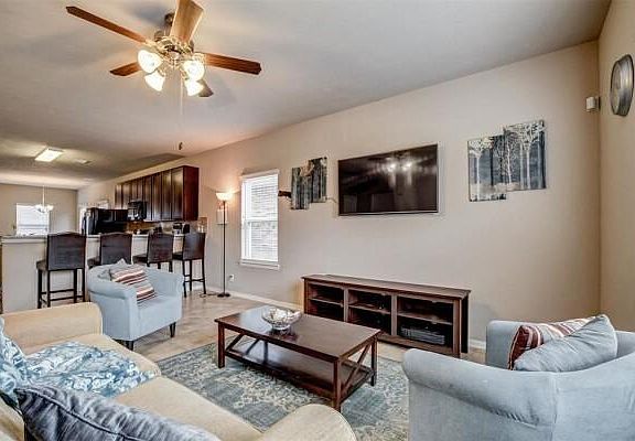 3rd image of 14822 Russet Bend Ln