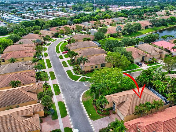 5th image of 7072 Demedici Cir