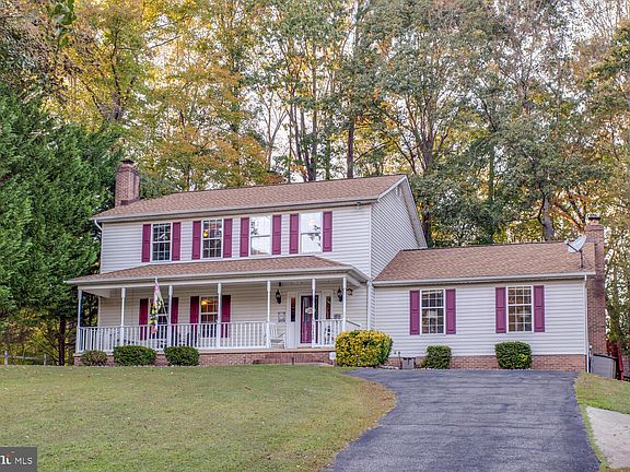 2nd image of 39488 Thomas Dr