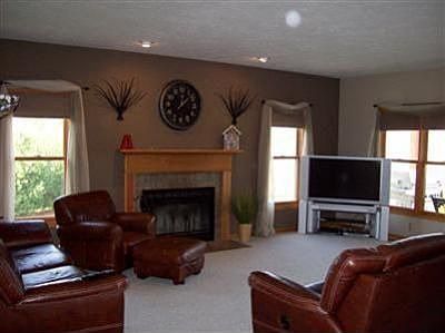 5th image of 5221 Markwood Ct