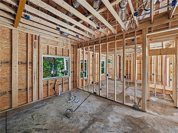 5th image of 4 Ely Ln