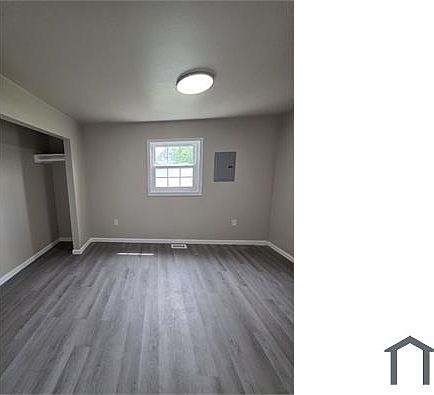 5th image of 1155 Pinewood Ave