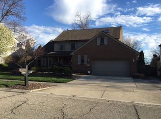 867 Harmony Dr, Columbus, OH 43230