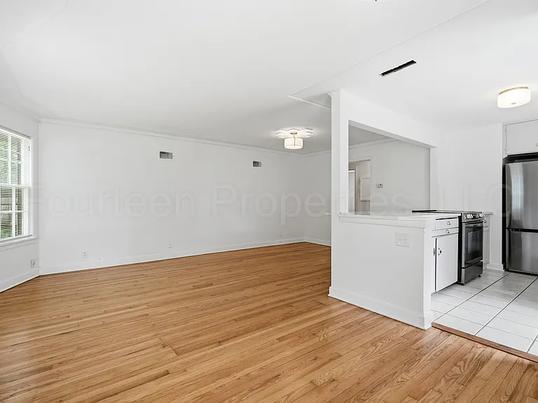 8117 Walnut St — Photo 7