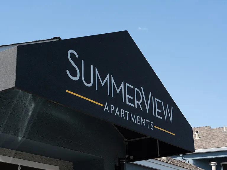 Summerview Apts — Photo 22