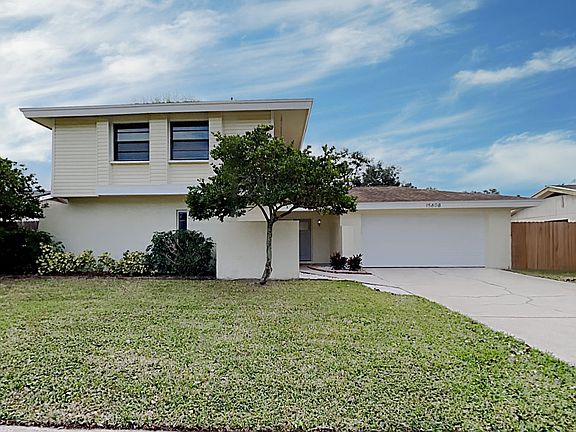 3rd image of 15608 Deerglen Dr