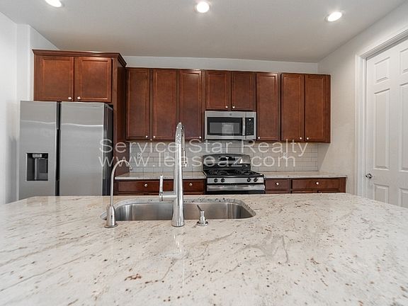 5th image of 33284 N 134th Ave