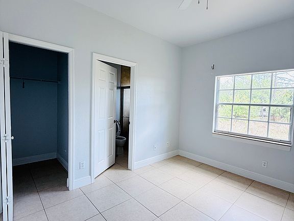 5th image of 3465 Everglades Blvd N
