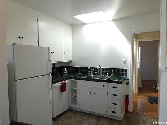 5th image of 1735 39th Ave