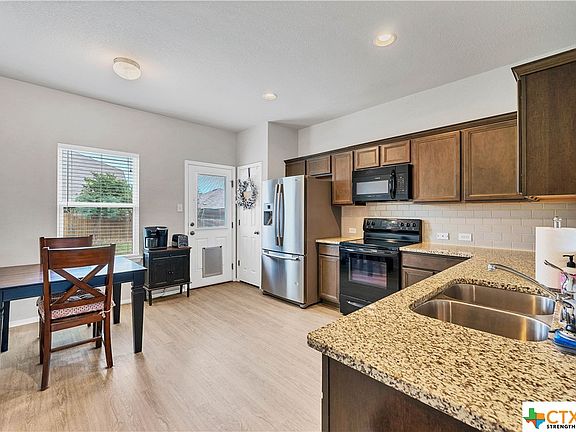 3rd image of 329 Benelli Dr