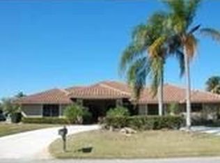 577 N Country Club Dr, Atlantis, FL 33462