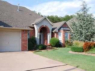 8013 NW 100th St, Oklahoma City, OK 73162