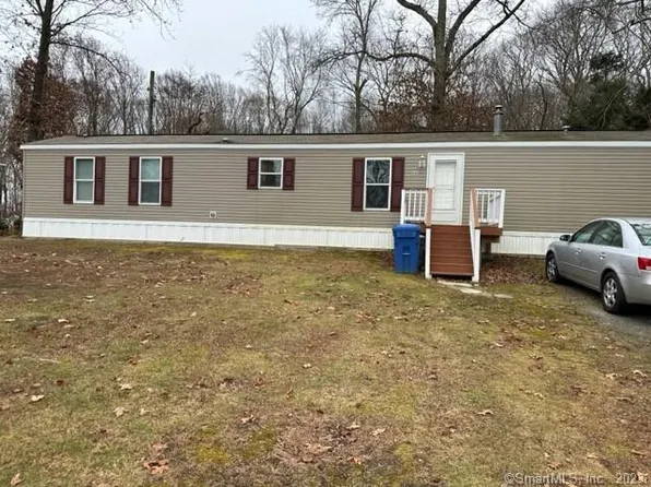 66 Pollys Lane, Montville, CT 06382