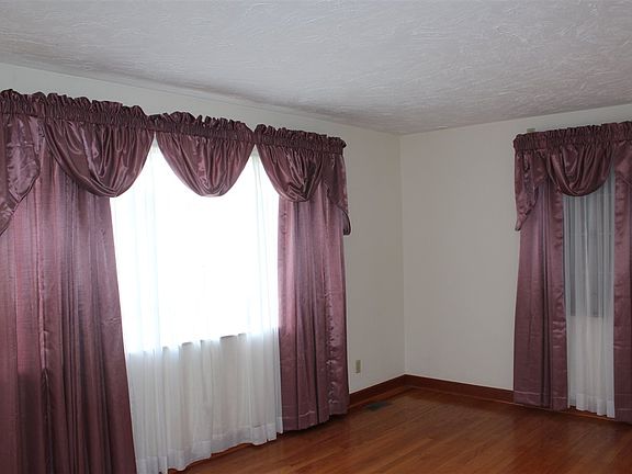 5th image of 508 Drinnon Dr