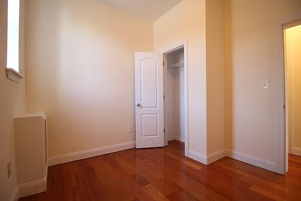 Rented by Oxford Property Group | media 18