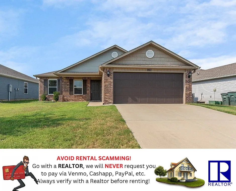 3 bed, 2.0 bath, 1345 sqft, $1,795 — Photo 1