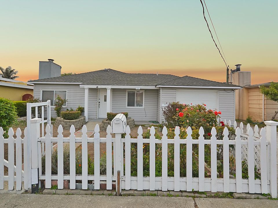 1st image of 131 Manzanita Ave