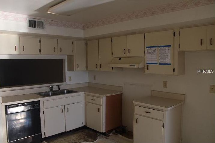 2nd image of 7144 E Bank Dr #205