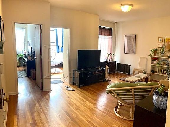 2nd image of 24-25 28th St #33