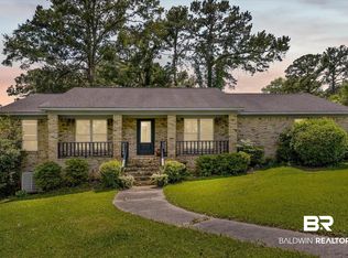 114 Sara Ave E, Daphne, AL 36527