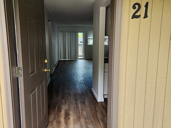 5th image of 214 Mashell Ave S #21