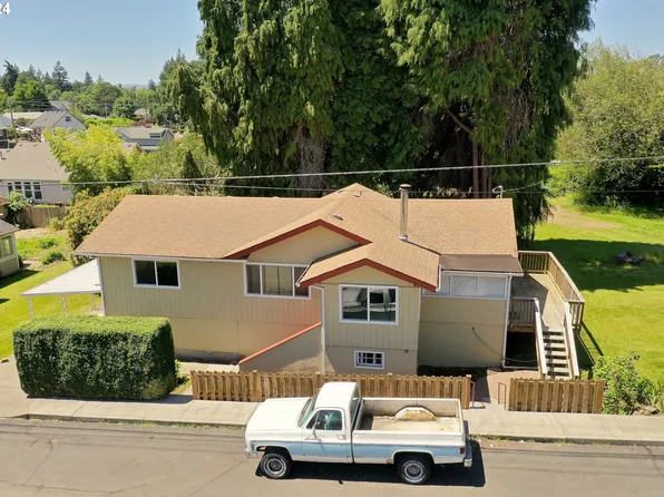 205 S 18th St, Saint Helens, OR 97051