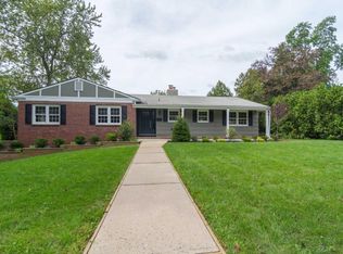 109 Samara Dr, Shrewsbury, NJ