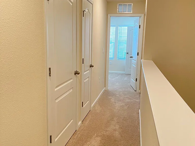 944 Rotary Rd — Photo 14
