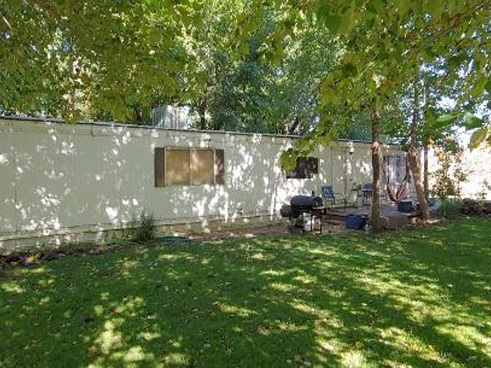 1st image of 171 Trepanier Ln