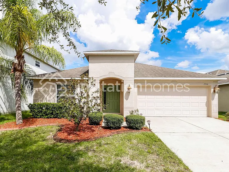 2310 Lawrence Hall St — Photo 1