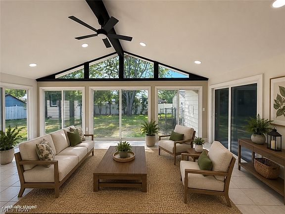 4th image of 8744 Parkdale Dr