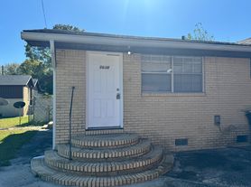 5638 Akra Ave, Jacksonville, FL