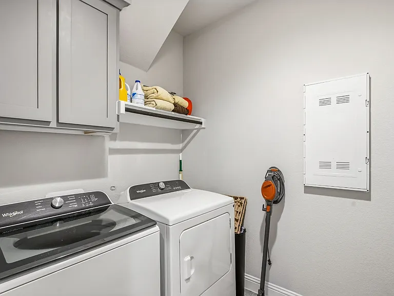 1501 Woodpecker St — Photo 18